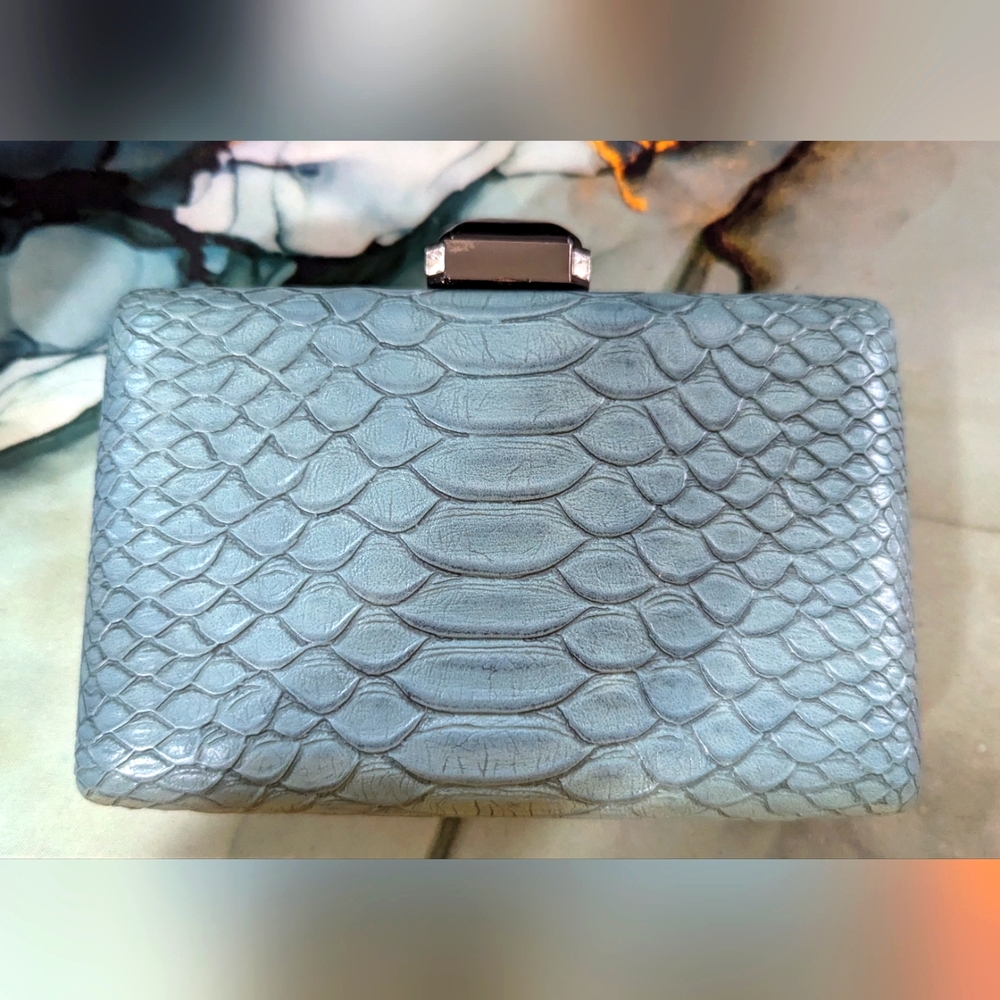 Urban Expressions clutch with chain strap